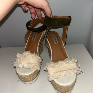 Steve Madden Cream Espadrille Shoes with Frayed Detail